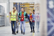 DHL Supply Chain prodlužuje spolupráci s oděvní firmou Levi Strauss & Co.