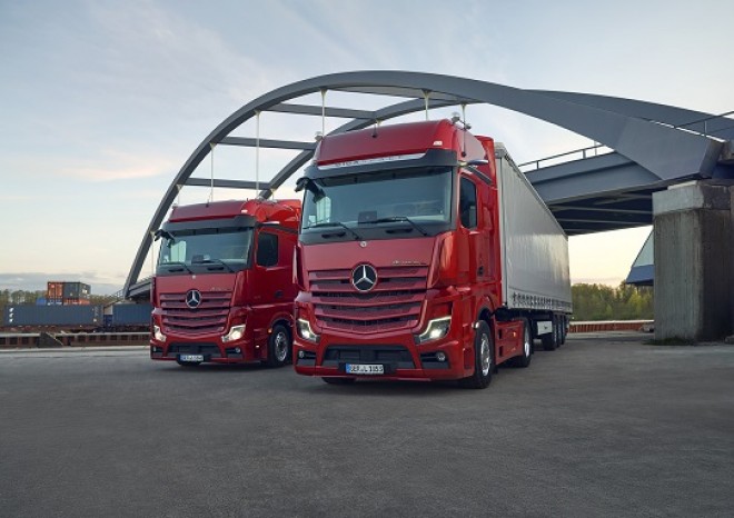 ​V listopadu začne výroba Mercedesu Benz Actros L