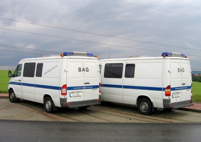 „Zpětné vyplácení mezd by bylo pro firmy likvidační“