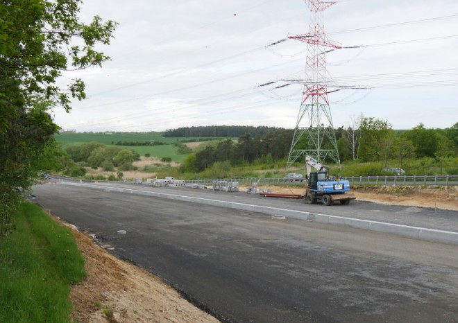 Stavba nových středočeských úseků dálnicce D7 by měla začít v roce 2023