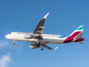 Piloti německých aerolinek Eurowings plánují od pondělí třídenní stávku