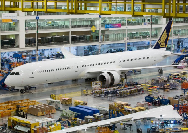 Boeing dodal v prvním čtvrtletí 130 letadel, o tři více než Airbus