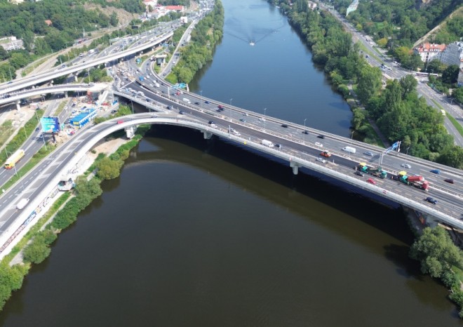 Oprava Barrandovského mostu v Praze skončí letos, práce začnou 11. března