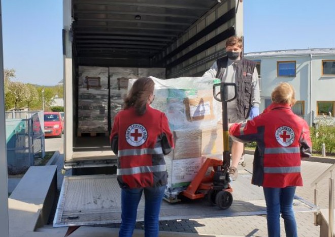 ​ESA logistika pomáhá distribuovat pomoc Červeného kříže