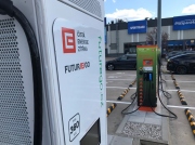 ČEZ: Rychlejší stanice zvedly za tři roky průměrný odběr o 47 procent a zkracují dobíjení