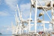 ​Společnost cargo-partner zavádí námořní službu z Asie "Adria Express"