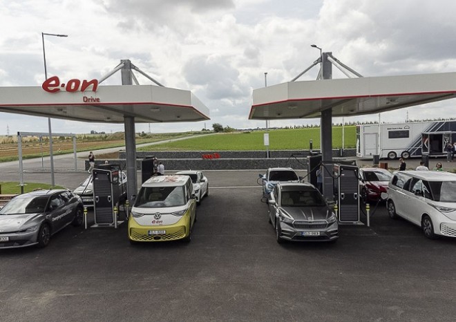 ​V síti E.ON Drive přibylo loni v Česku 269 dobíjecích bodů pro elektromobily