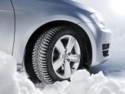 Na trh přichází nová pneumatika Goodyear UltraGrip 9