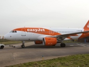 Společnost easyJet slaví 20 let na trhu s novým designem letadel