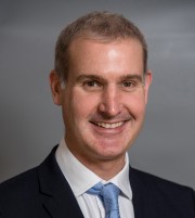 Richard Hogg se stává vedoucím týmu oceňování a poradenství pro region CEE v Cushman & Wakefield