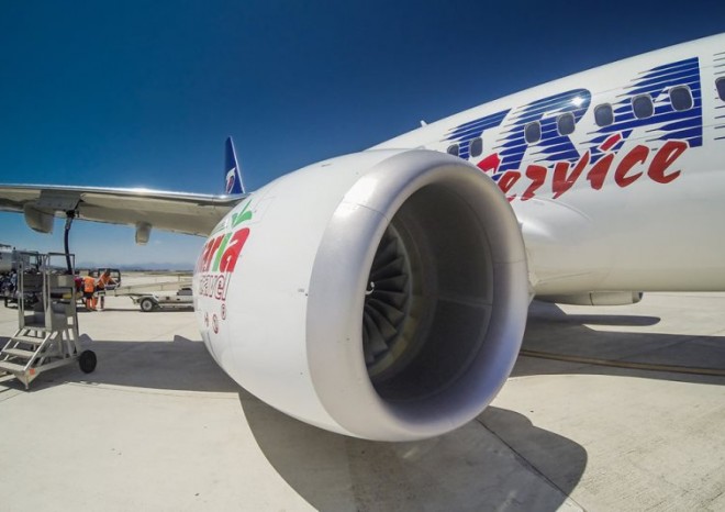 Travel Service prověřuje motory svých boeingů
