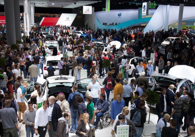 Frankfurtský autosalon nabídl téměř 160 novinek