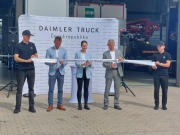 ​Společnost Mercedes‑Benz Trucks & Bus otevřela slavnostně nové centrum u Strančic na sjezdu z D1