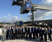 Úspěšný pilotní projekt EcoDuo: TÜV Rheinland potvrzuje snížení zatížení infrastruktury, výrobci vozidel vyzývají k zařazení do dopravní sítě