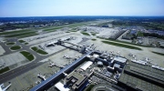 Francouzská firma Vinci kupuje většinový podíl na letišti Gatwick