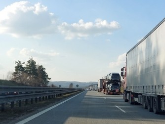 ​ČESMAD Bohemia: Vyšší mýtné zahraniční dopravce od tranzitu neodradí, nárůst sazeb zaplatí spotřebitelé