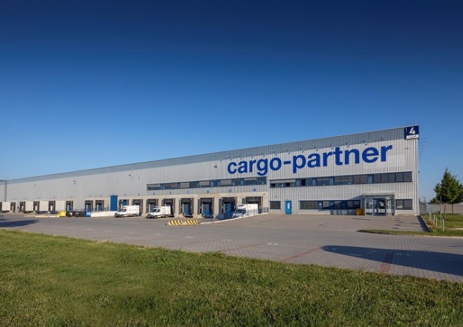 ​Společnost cargo-partner rozšiřuje partnerství s HHLA Pure ve střední Evropě