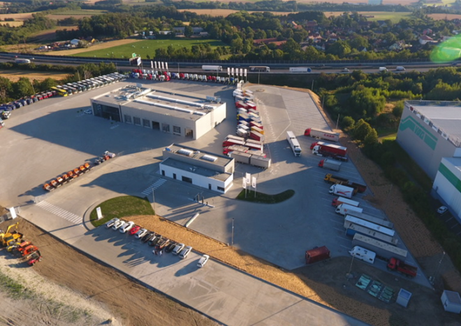 ​V červenci se otevře nové centrum Mercedes‑Benz Trucks & Bus u Strančic na sjezdu z D1