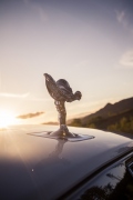 FOTOGALERIE: Soška Rolls-Royce po 110 letech míří stále vysoko