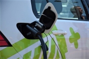 Sdružení automobilového průmyslu partnerem vzdělávání v oblasti baterií