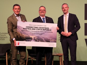 ​Česko a Rakousko posílí spolupráci na přeshraniční dopravní infrastruktuře, ministři podepsali memorandum