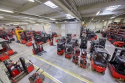 Linde Material Handling rozšiřuje Centrum pro repase vysokozdvižných vozíků