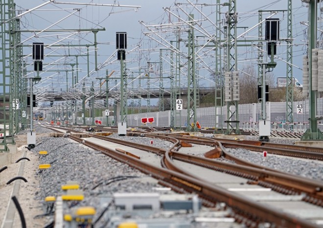 ​DB InfraGO AG: Pokračují jednání o harmonogramu rekonstrukce klíčových železničních koridorů