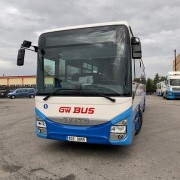Společnosti Jihotrans ubyla v osobní dopravě polovina cestujících