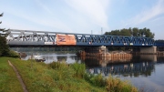 ​Po novém mostě v Čelákovicích již projíždějí první vlaky