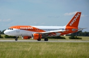 easyJet začne na podzim létat z Prahy do Belfastu