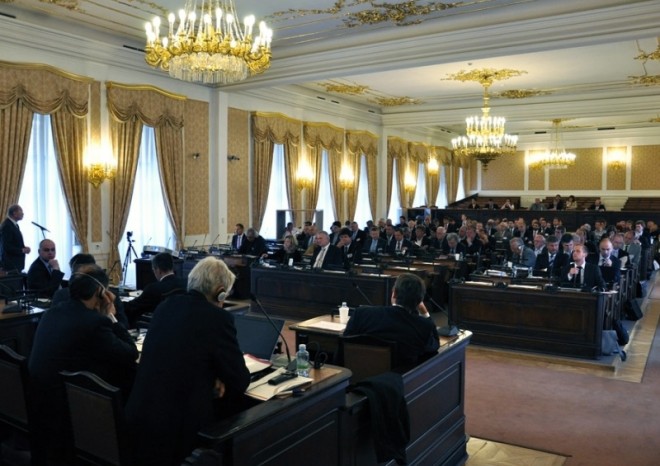 Koalice a opozice se shoduje na potřebě postavit vysokorychlos­tní tratě