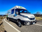 ​První IVECO eDaily pro běžný provoz s dynamickým i statickým bezdrátovým nabíjením