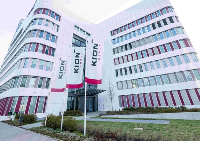 ​Společnost KION zaznamenala v prvním pololetí finančního roku 2025 silnou poptávku