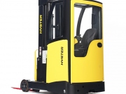 ​Hyster vyvinul retraky se speciálně upravenou kabinou