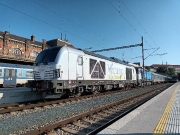 ​České dráhy na jižní Moravě testují duální lokomotivu Siemens Vectron Dual Mode
