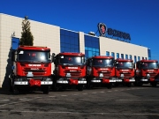 Vozový park českých hasičů rozšířilo 19 nosičů kontejnerů značky Scania