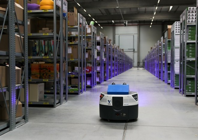 ​Skladon testuje prvního autonomního robota od společnosti Sluno