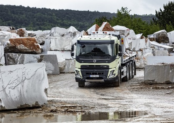 Model Volvo FMX slaví deset let na trhu