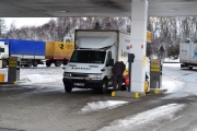 Poslanci schválili kauce pro provozovatele čerpacích stanic