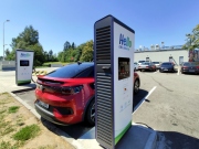 OMV a Pražská energetika otevřely společně 40. nabíjecí stanici pro elektromobily