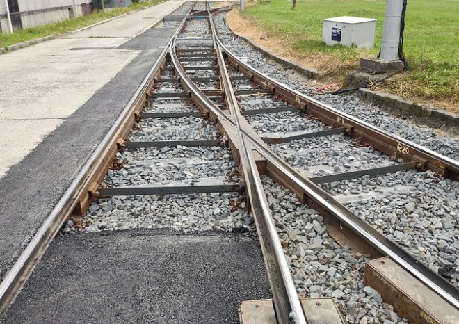 ​DTVS: Nová sendvičová tramvajová výhybka uspěla v ročním provozním testu