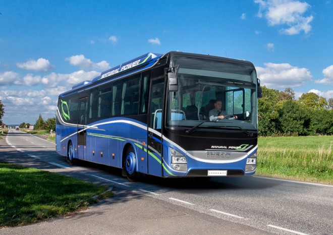 IVECO BUS v ČR loni vyrobil 4 365 autobusů, firma přispěla na výsadbu stejného počtu stromů