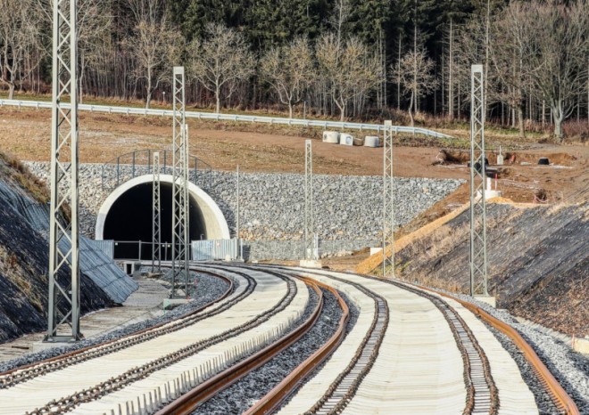 České vlaky v roce 2023 objely zeměkouli více než čtyřtisíckrát