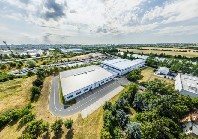 ​Společnost Colliers zprostředkovala prodej logistického areálu v Hostivici u Prahy