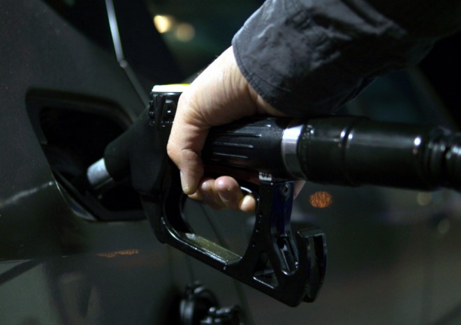 Ceny pohonných hmot jsou nejvyšší za poslední půlrok, nafta je v ČR z okolních zemí nejlevnější