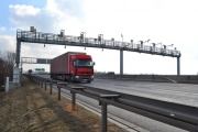 Na slevách na mýtném stát dopravcům vrátí 219 milionů korun