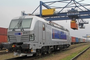 Metrans převzal první lokomotivu Siemens Vectron