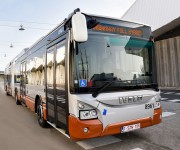 Prvních patnáct hybridních elektrických autobusů IVECO Urbanway pro STIB-M IVB