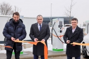 ​Společnost ČEZ jako první v České republice spustila 1000. dobíjecí stojan pro elektromobily