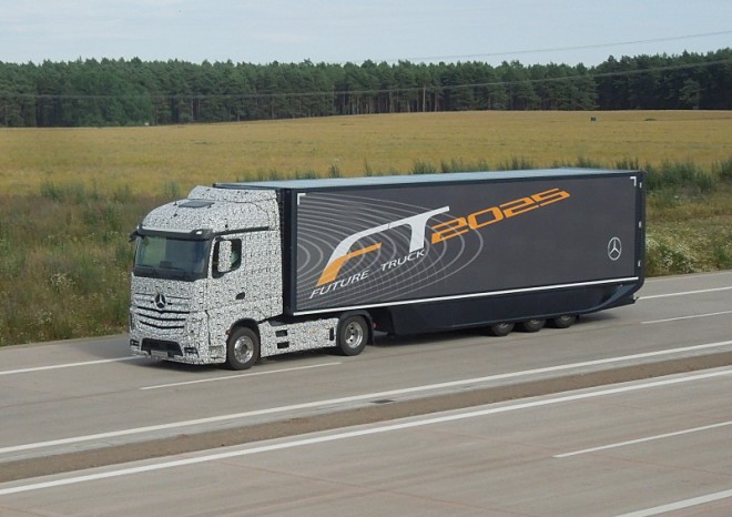 Highway Pilot: Po dálnici bez řízení, rychleji a bezpečněji